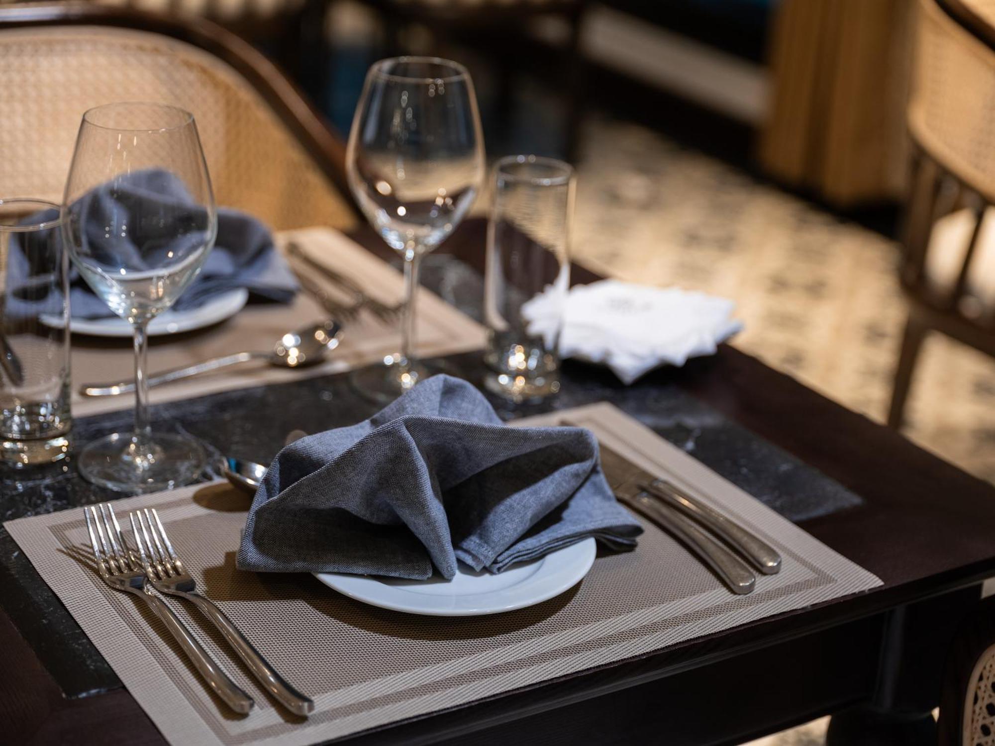 Era Premium Cruises Halong Hotel ฮาลอง ภายนอก รูปภาพ