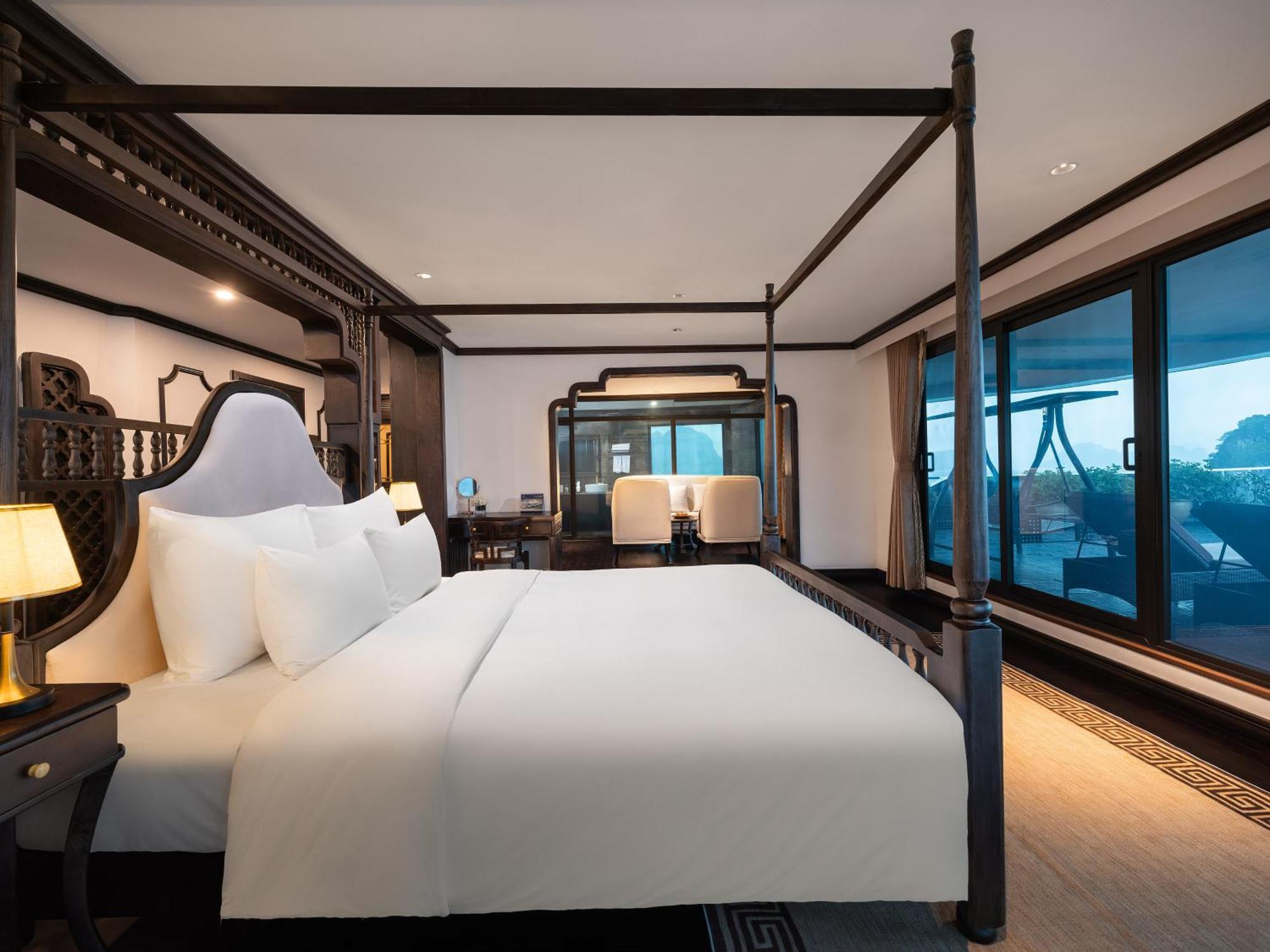 Era Premium Cruises Halong Hotel ฮาลอง ภายนอก รูปภาพ